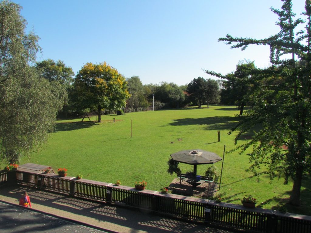 Hunde-Trainingsgelände in Köln (German)