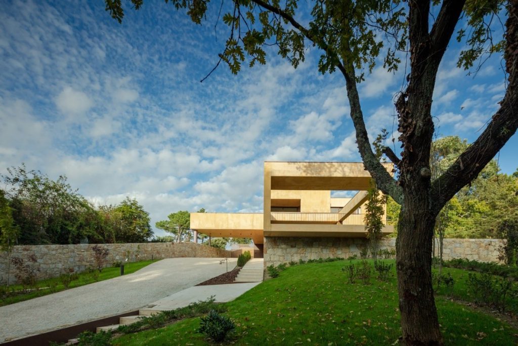 Terreno para eventos culturais em Oporto - Arte e entretenimento