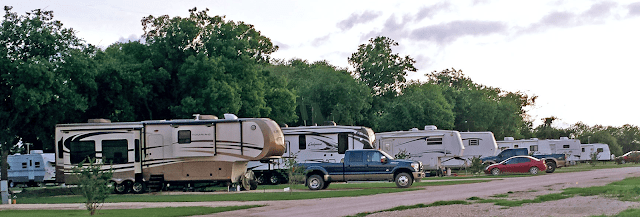 Embrace Nature's Playground: Rent a Tranquil Plot for Memorable Outdoor Adventures in Texas!